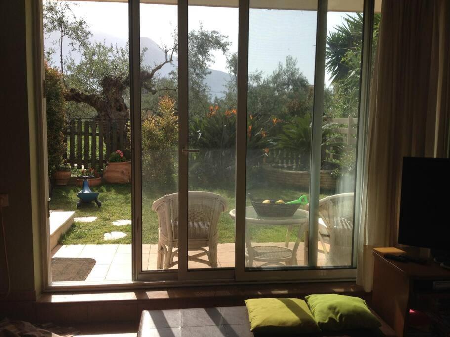 Ησυχες Διακοπες Villa Каламата Екстериор снимка