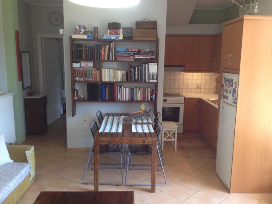 Ησυχες Διακοπες Villa Каламата Екстериор снимка